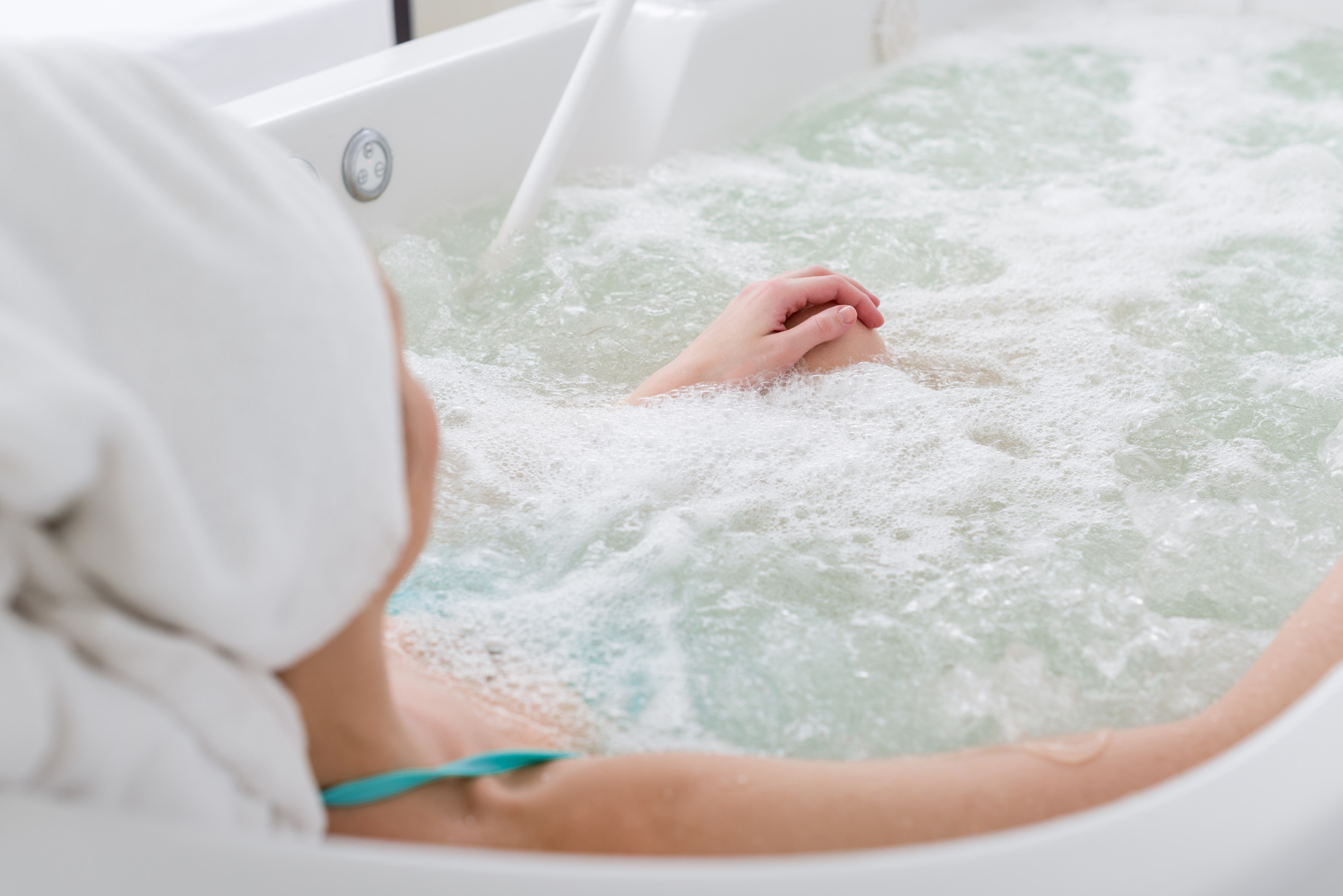 Understanding the Science of Hydrotherapy and Its Impact on Your Health